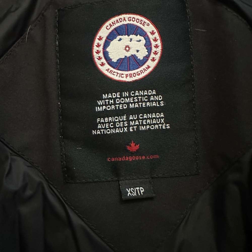 Canada Goose Trillium Parka - Picture 2 of 4